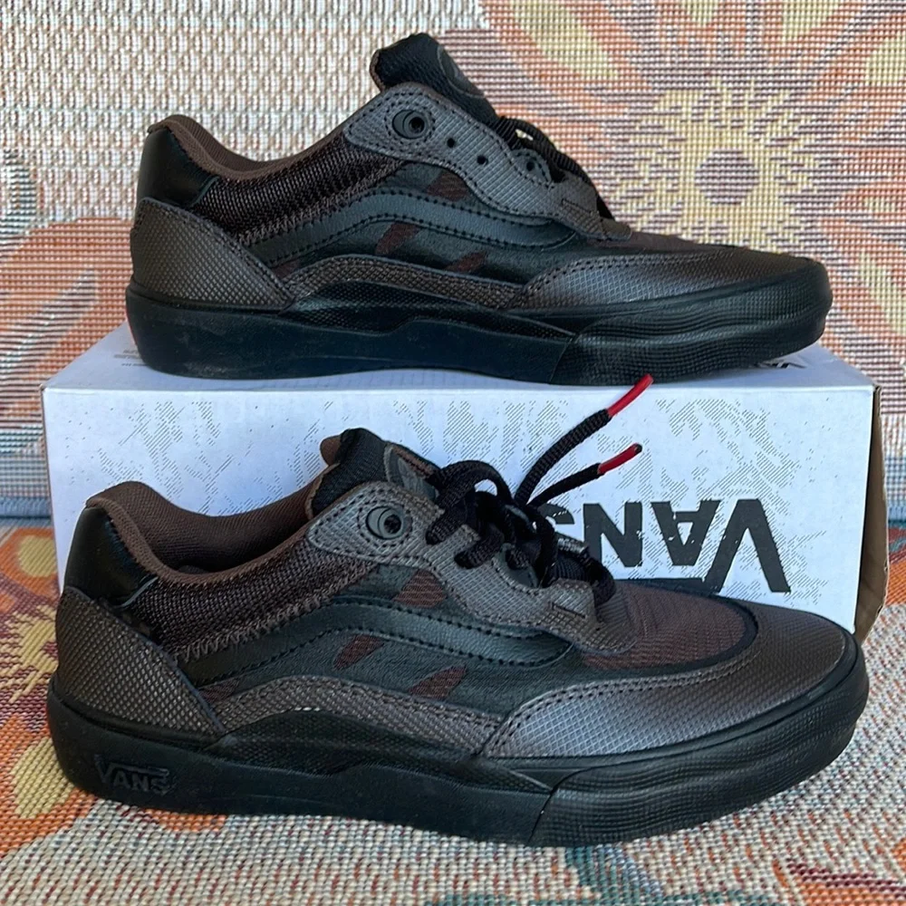 Vans WMNS Wayvee
(Justin Henry) Coffebean
VN0A5JIA8AC
Sneakers G - Picture 1 of 16